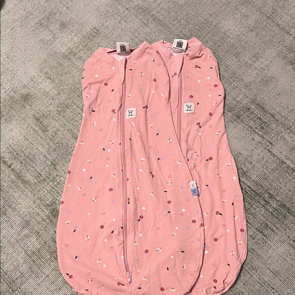 (2) ErgoPouch Cocoon Swaddle 0-3